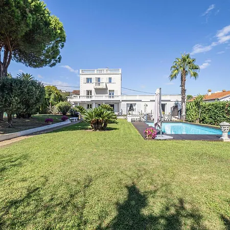 A C 8br 15p With Pool & Tennis - * Antibes