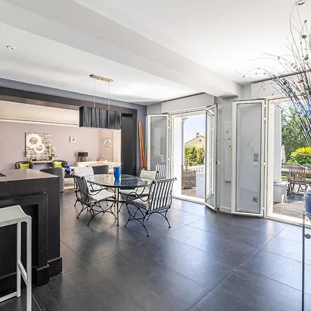 A C 8br 15p With Pool & Tennis - Antibes Вилла *